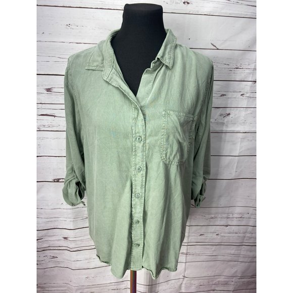 Side Stitch Olive Green‎ Size Petite Medium Button Up Adjustable Sleeve Blouse - Picture 5 of 7